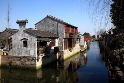 抓党建工作，促基层治理